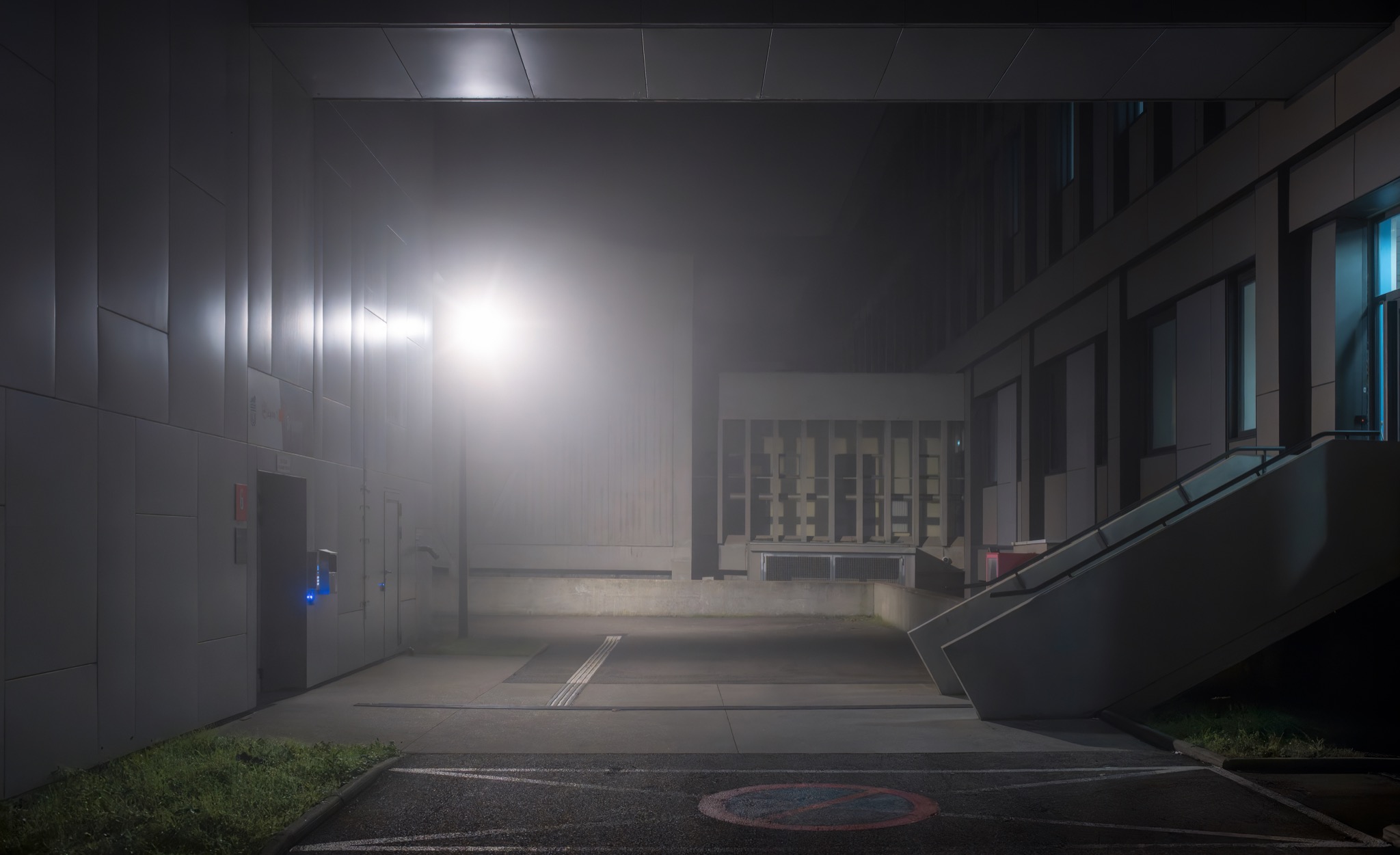  00H48 