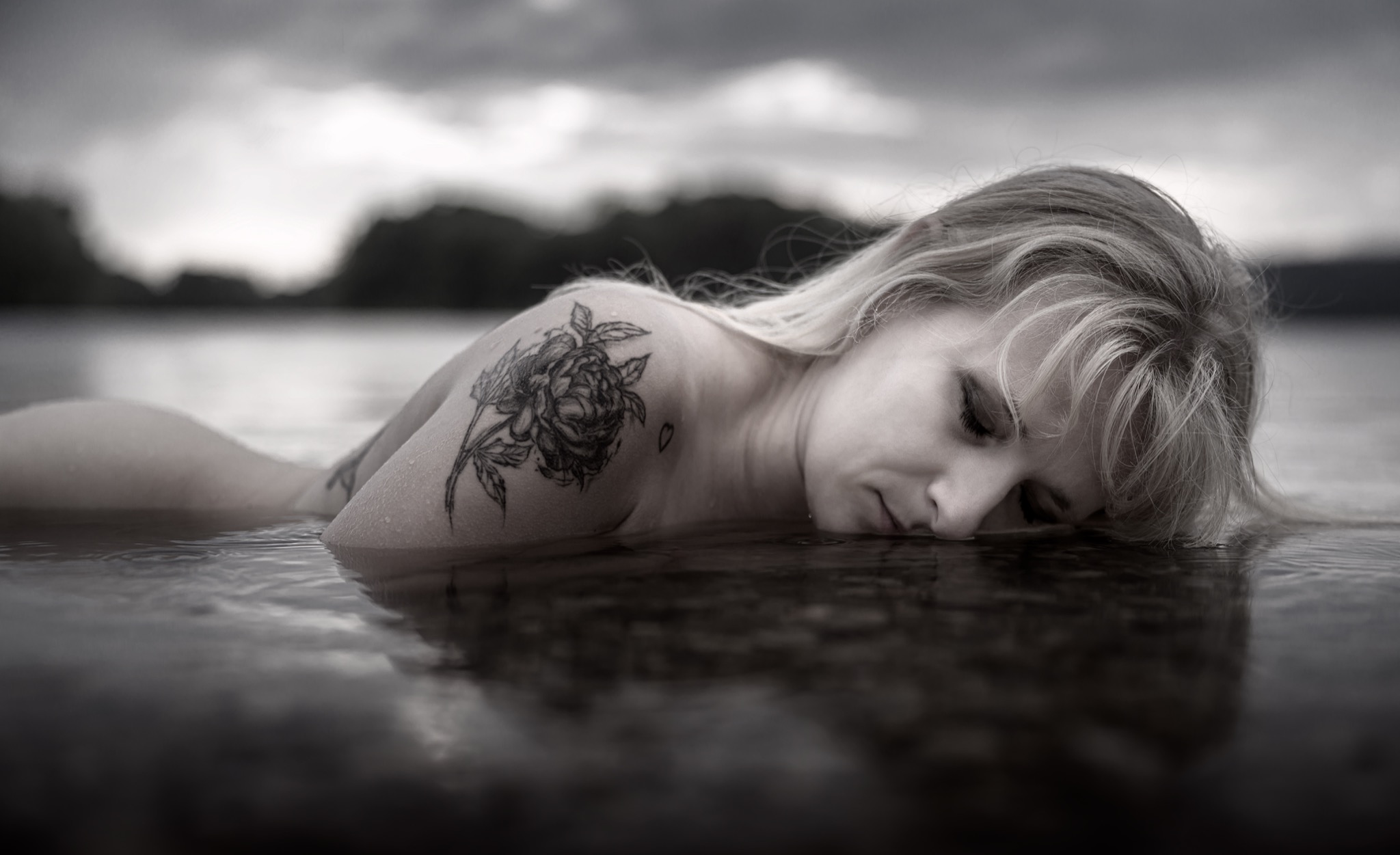  Lady Of The Lake 