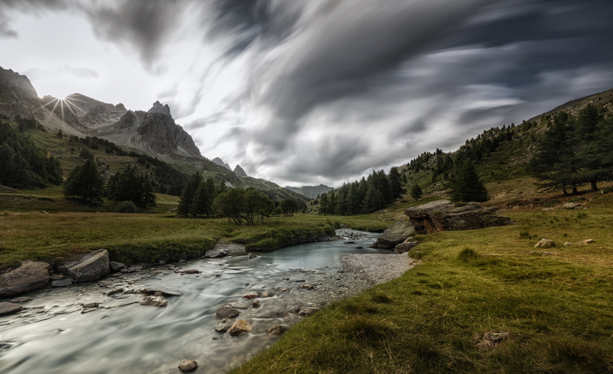  Majestic Peaks 