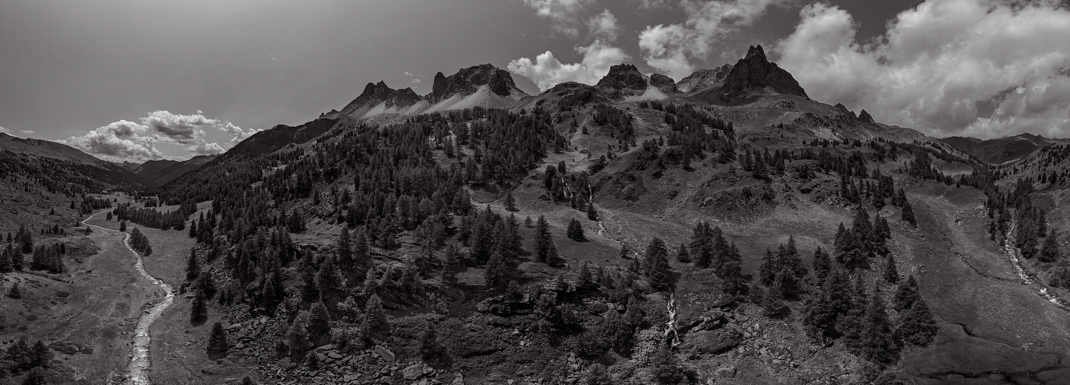  Rock Skyline 